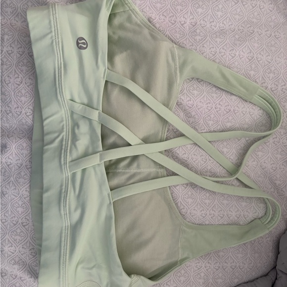 Lululemon - Picture 2 of 3